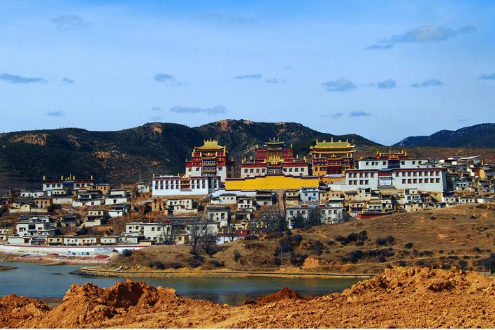 shanghi-la monastery