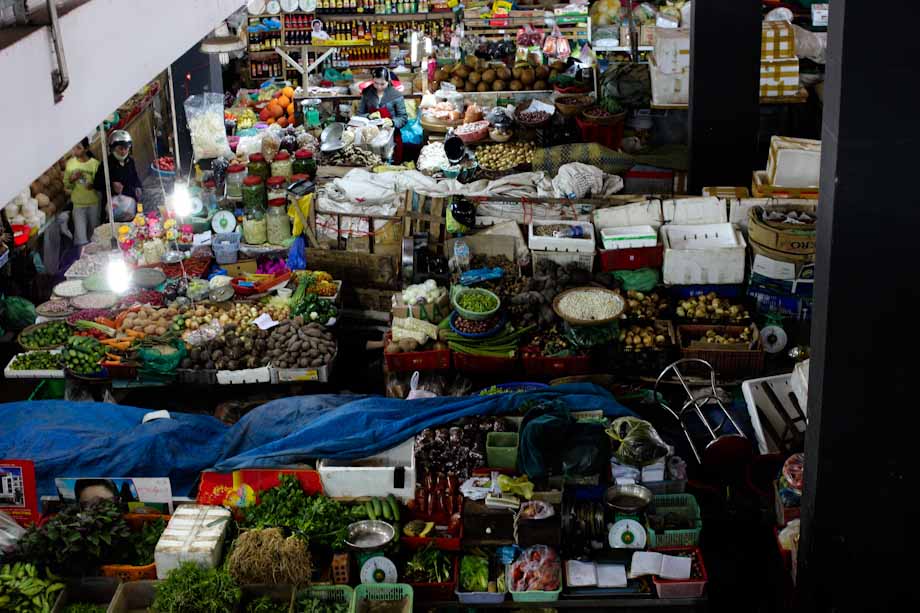 Food street markets in Vietnam (Photo Essays)