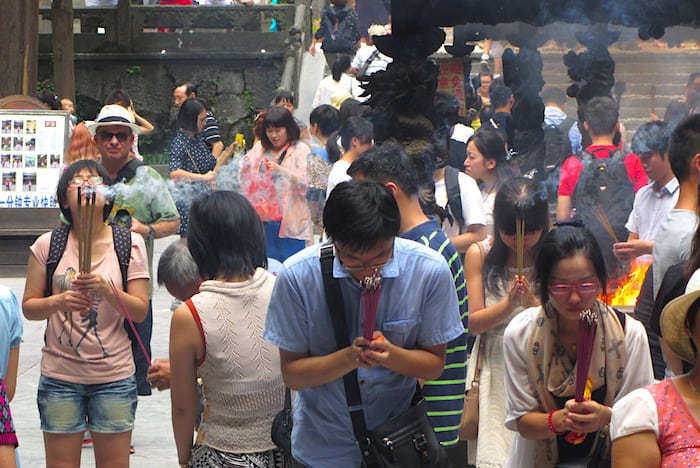 Prayers at Lingyin Temple