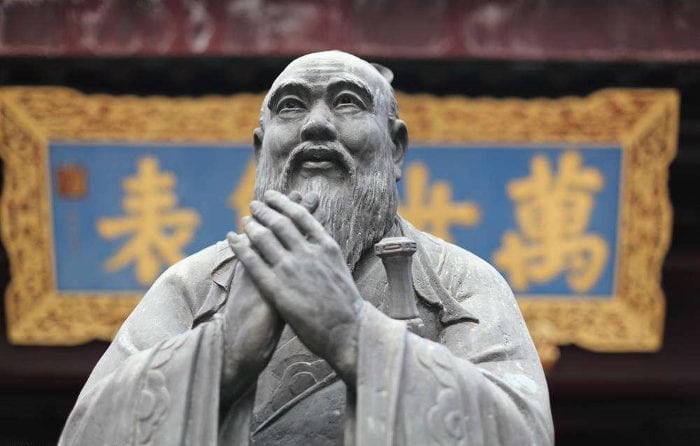 Statue of Confucius