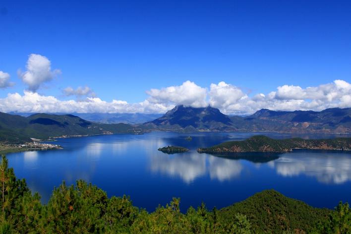 lago lugu yunnan