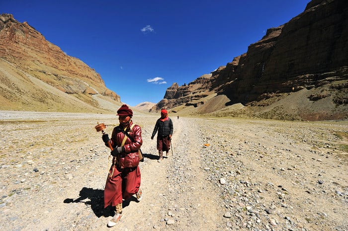 Gente en la Kora de Kailash