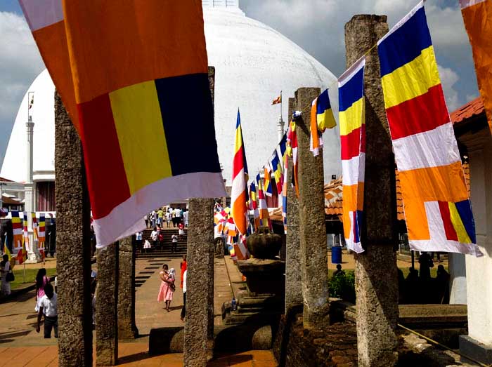 ANURADHAPURA bandiere